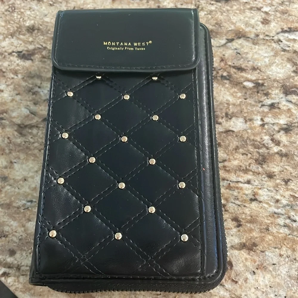 Montana West Quilted Style Small Crossbody Cell Phone Purse/Bag black